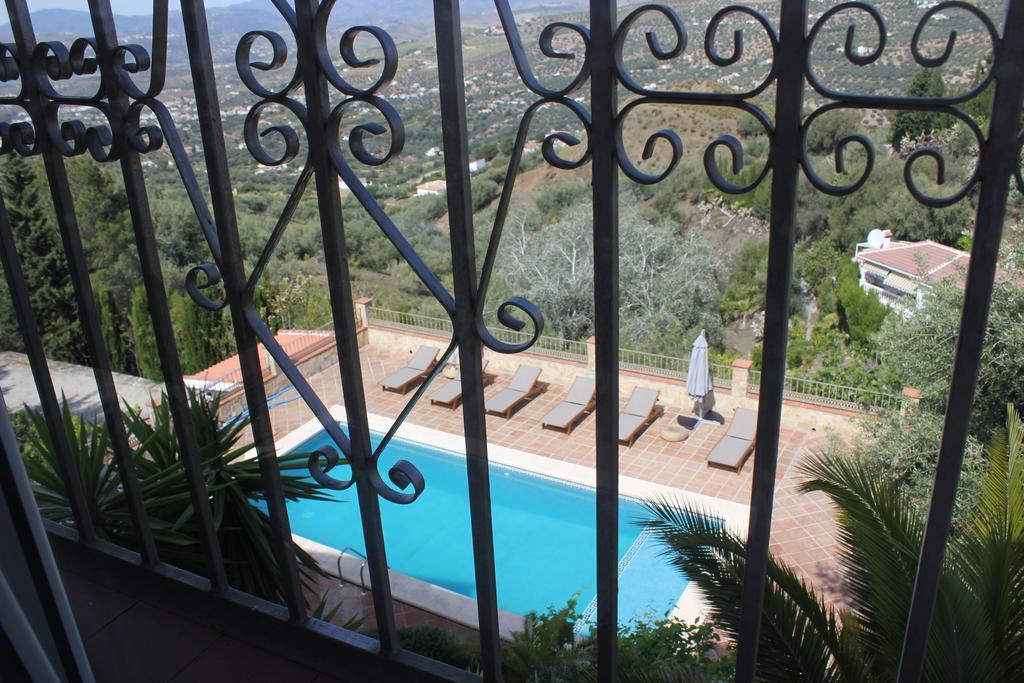 El Nispero Dulce Bed & Breakfast Alcaucin Ngoại thất bức ảnh